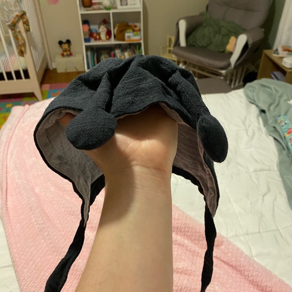 Costume Ladybug cape and handmade boutique linen cotton antenna bonnet 12-18 EUC - Picture 8 of 11